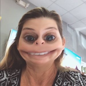 Meet your Posher, Lori